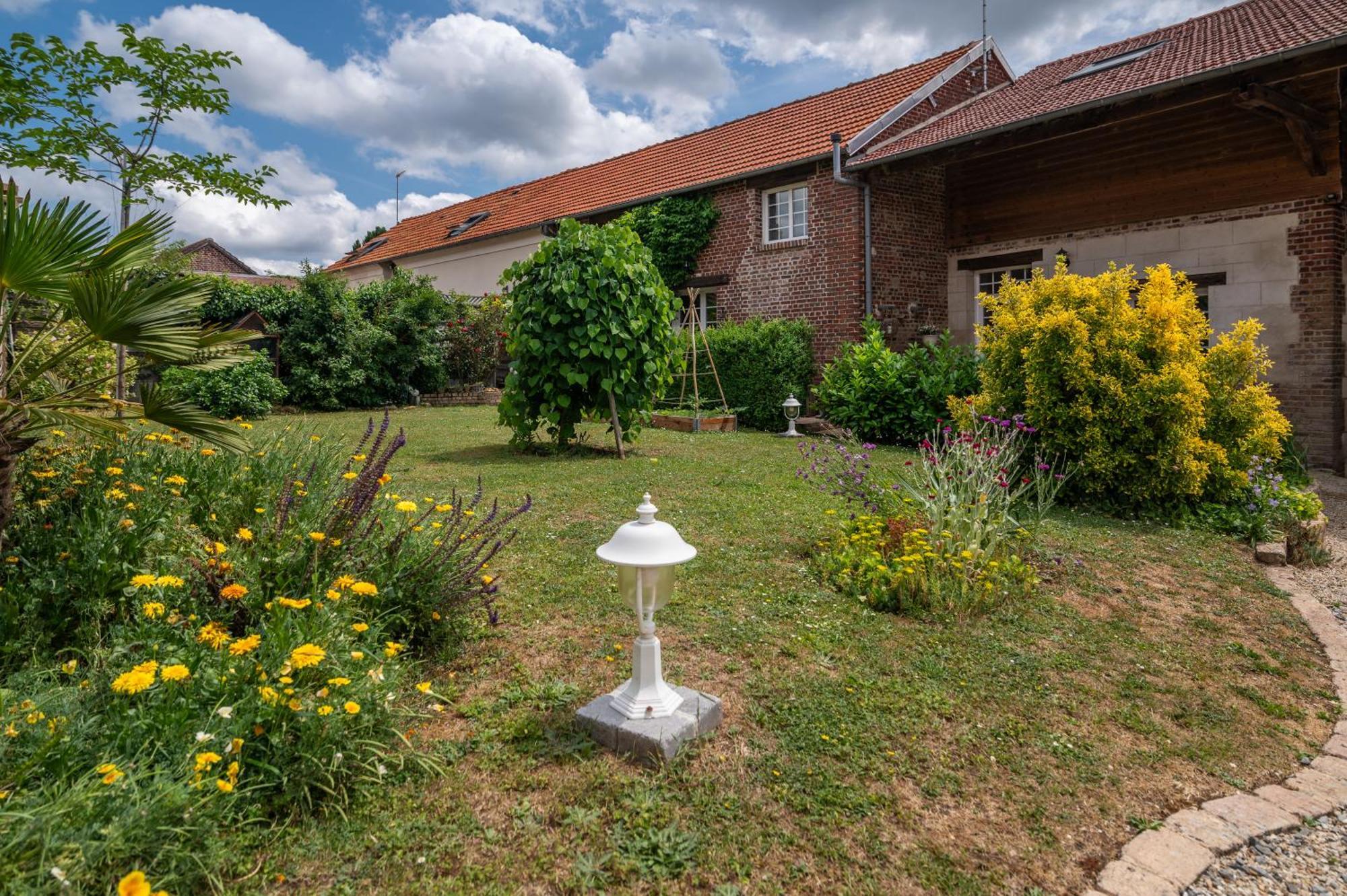 Gite Cosy Green Chevincourt Екстер'єр фото